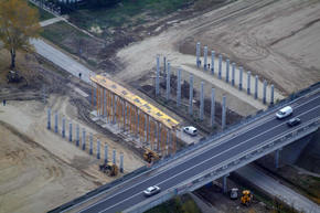 M6 autópálya, M0-Érdi tető közötti szakasza, M6/200 sz. felüljáró Érd Felső u. felett M6 autópálya, M0-Érdi tető közötti szakasza, M6/200 sz. felüljáró Érd Felső u. felett
